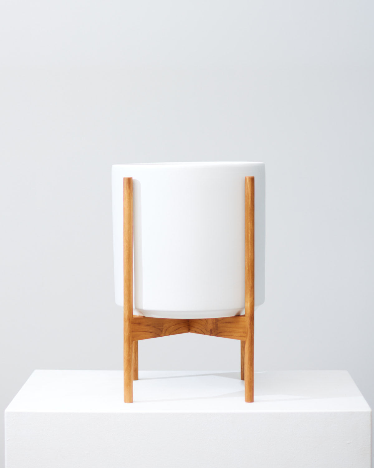 The Twelve White Ceramic Cylinder Planter with Natural Teak Wooden Stand | 12 inch Nursery Pot