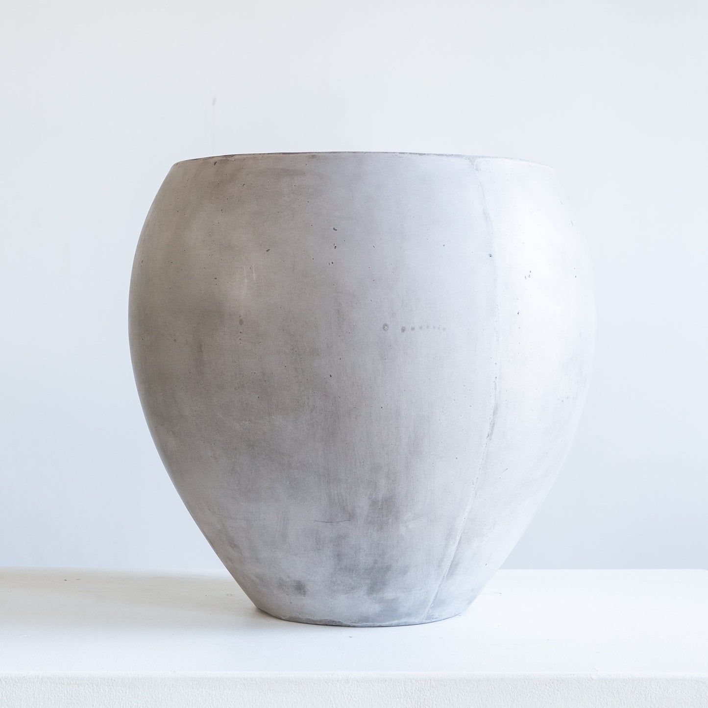 Newport Oversized Concrete Pot | 12 inch Nursery Pot