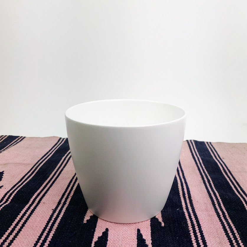 Nubia Ceramic Pot | 8 inch Nursery Pot