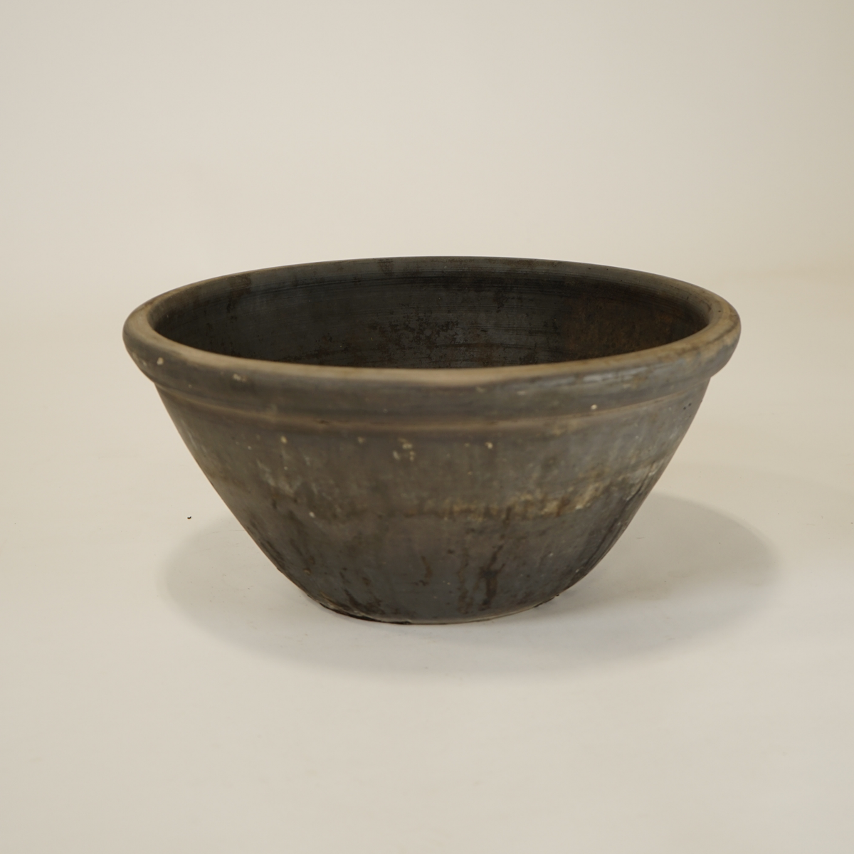 Ellis Vintage Clay Basin | 7.5 x 16 inches
