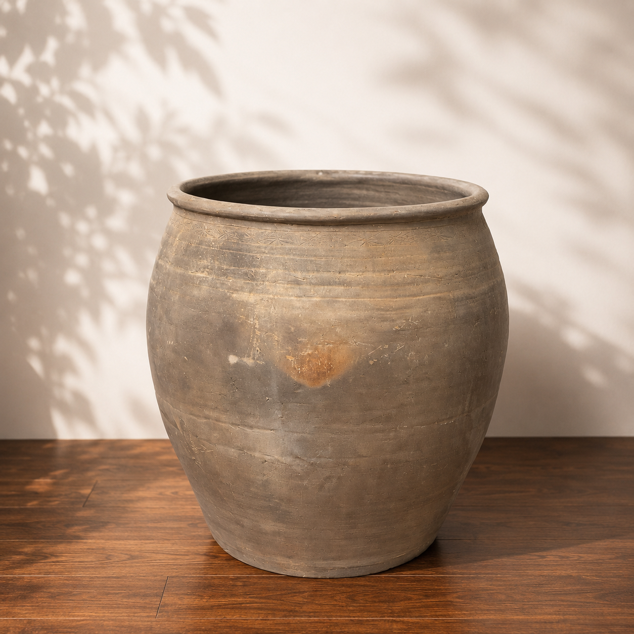 Louis V Vintage Clay Planter | 24 x 22 inches