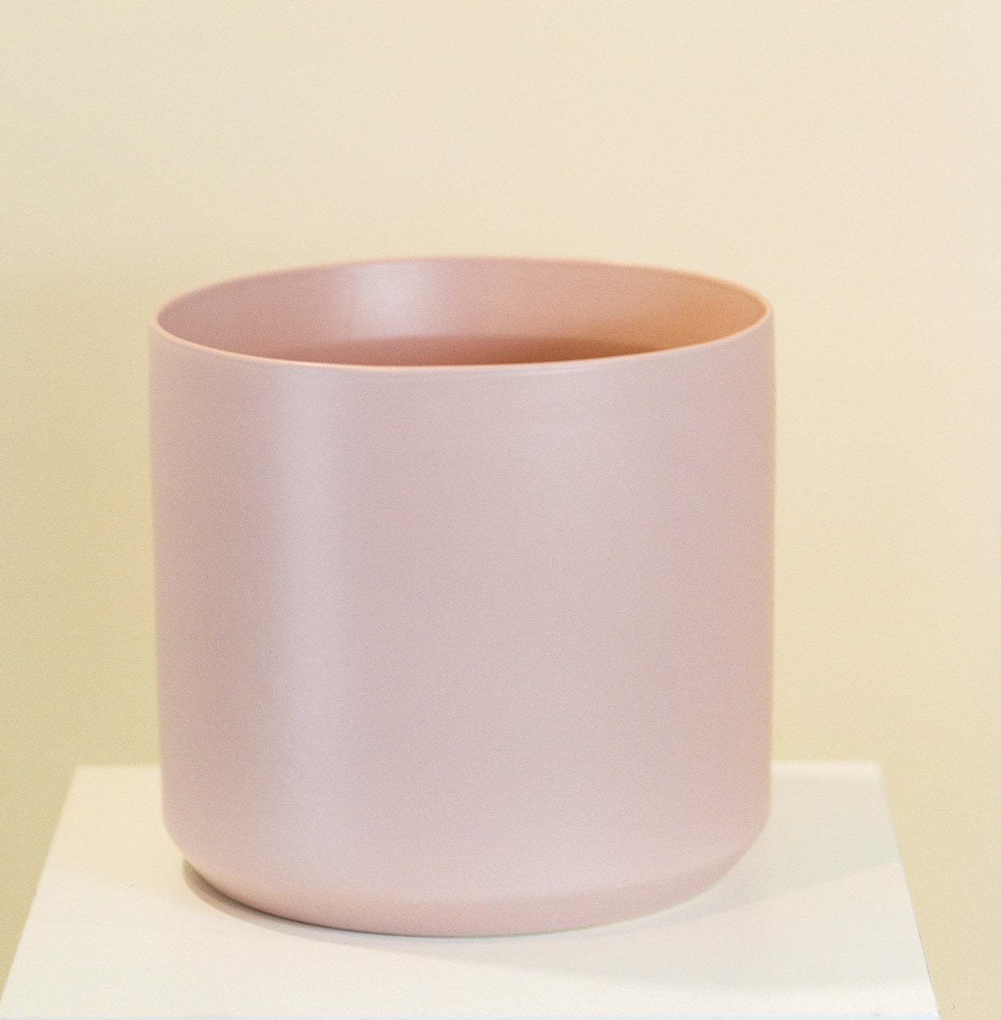 Kendall Ceramic Pot | 10 inch Nursery Pot — empty planter, ceramic planter, studio photo — planter for sale by Promise Supply for delivery and pickup in Toronto.