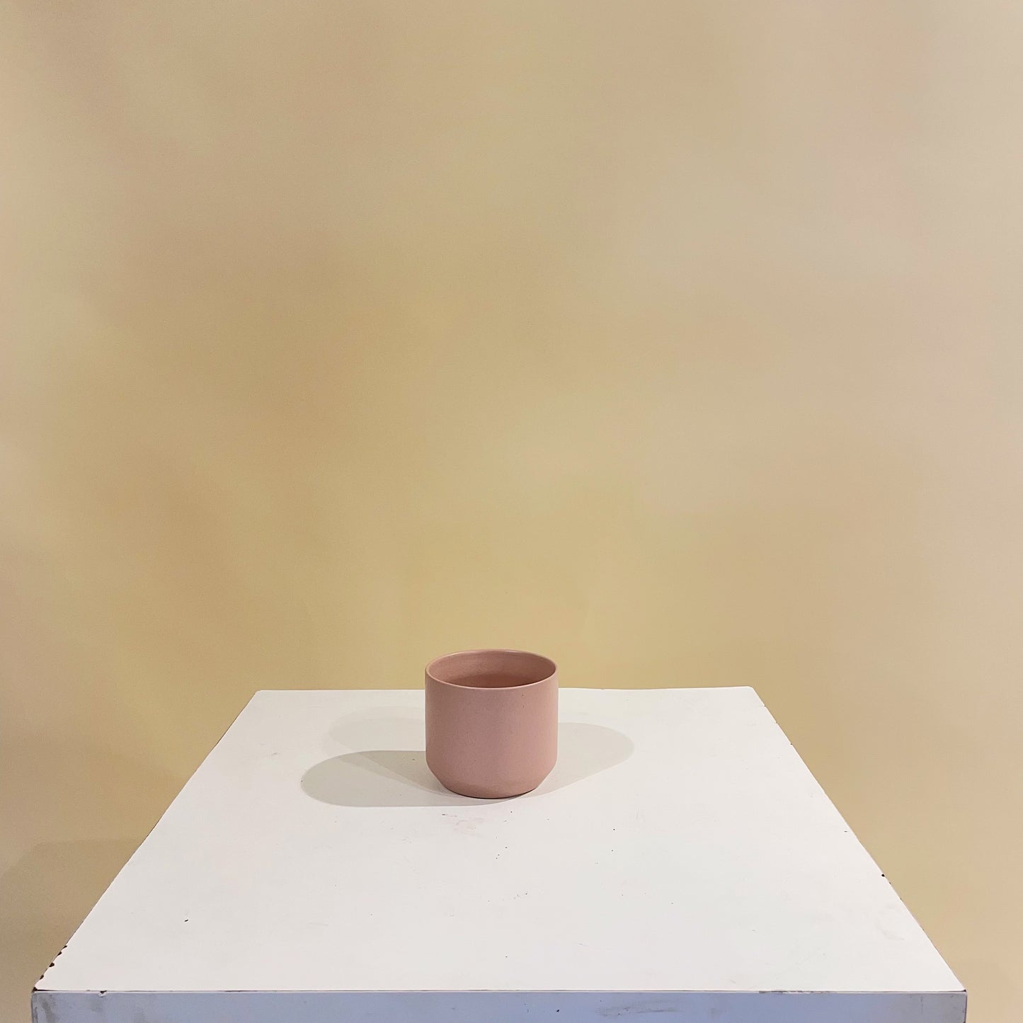Kendall Ceramic Pot fits up to 2.5 inch Nursery Pot