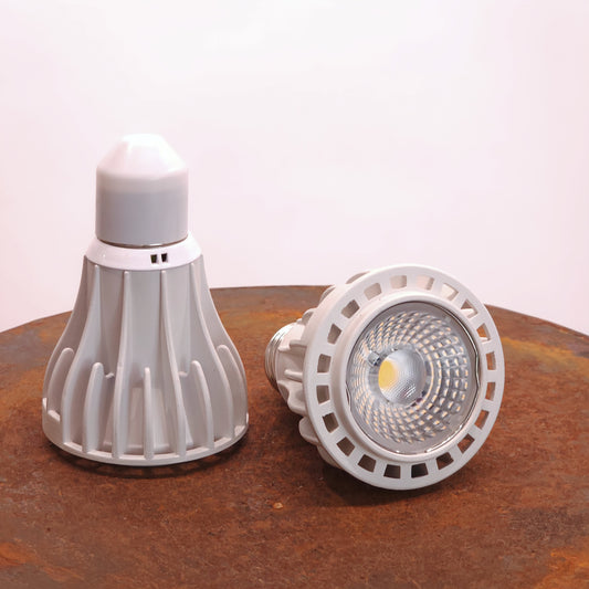 The HIGHLIGHT Plant Light Bulb - LED Grow Light - 120W Equivalent