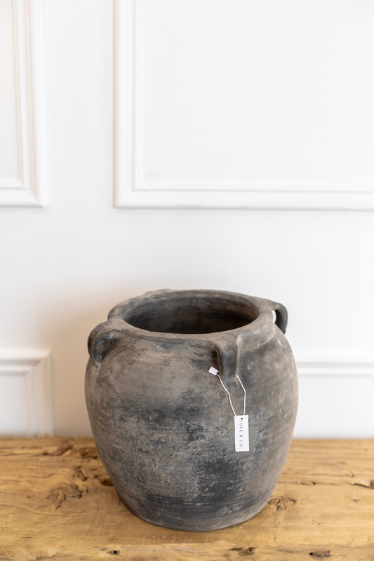 Atelier Vintage Found Black Grey Pot