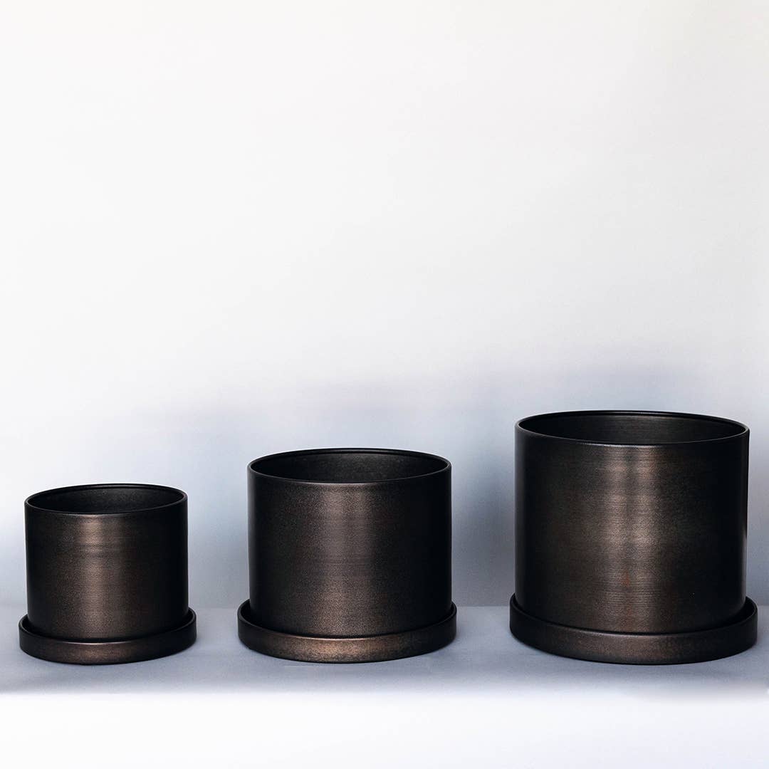 Hudson Metal Planter | 8.3 inch Diameter