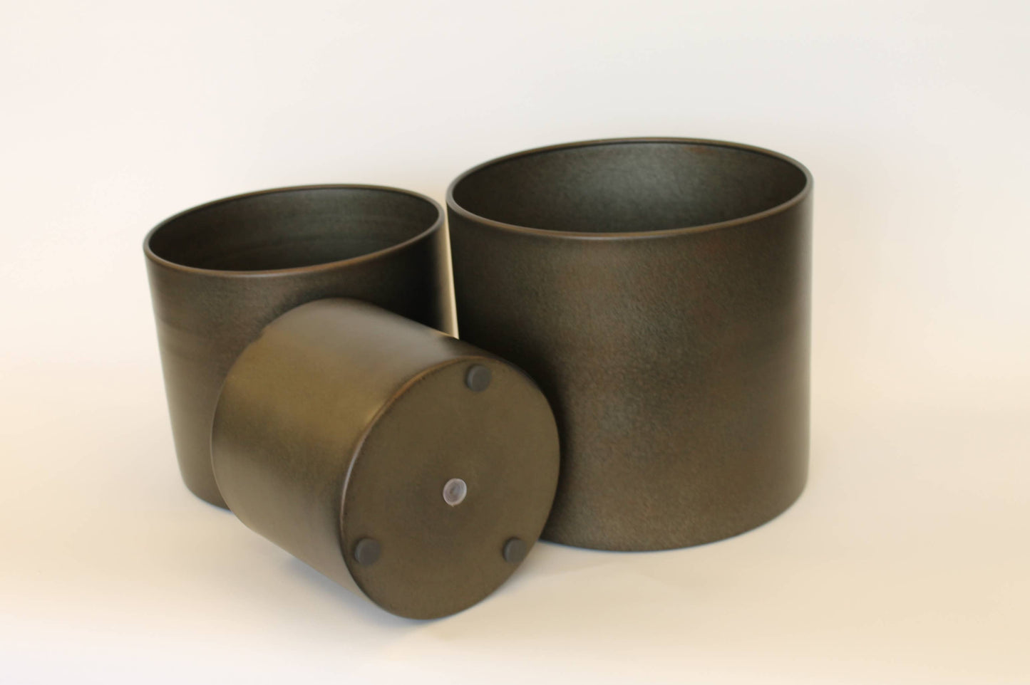 Hudson Metal Planter | 8.3 inch Diameter