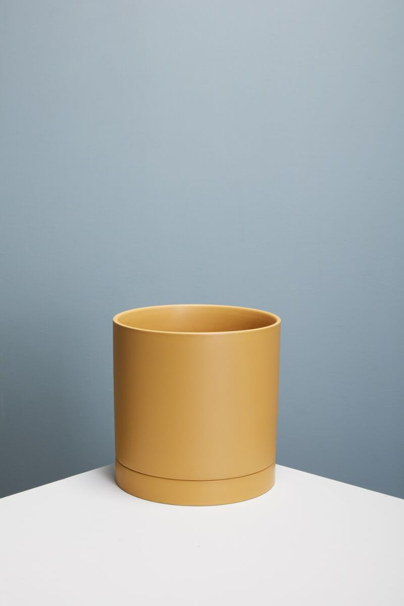 Romey Ceramic Pot with Drainage and Tray | 10 inch Diameter — empty planter, ceramic planter, studio photo — planter for sale by Promise Supply for delivery and pickup in Toronto.