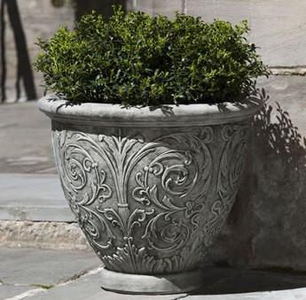 Arabesque Planter in 14 inch Diameter