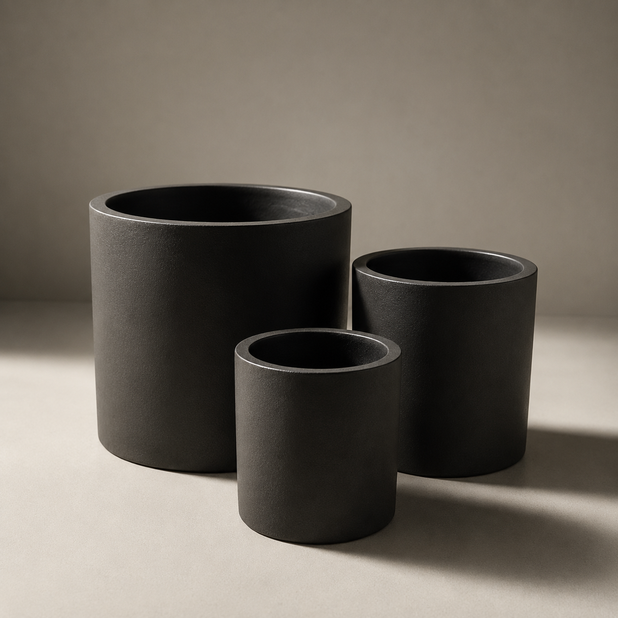 Fiberstone Cylinder Planter in Black | 11 Inch Diameter