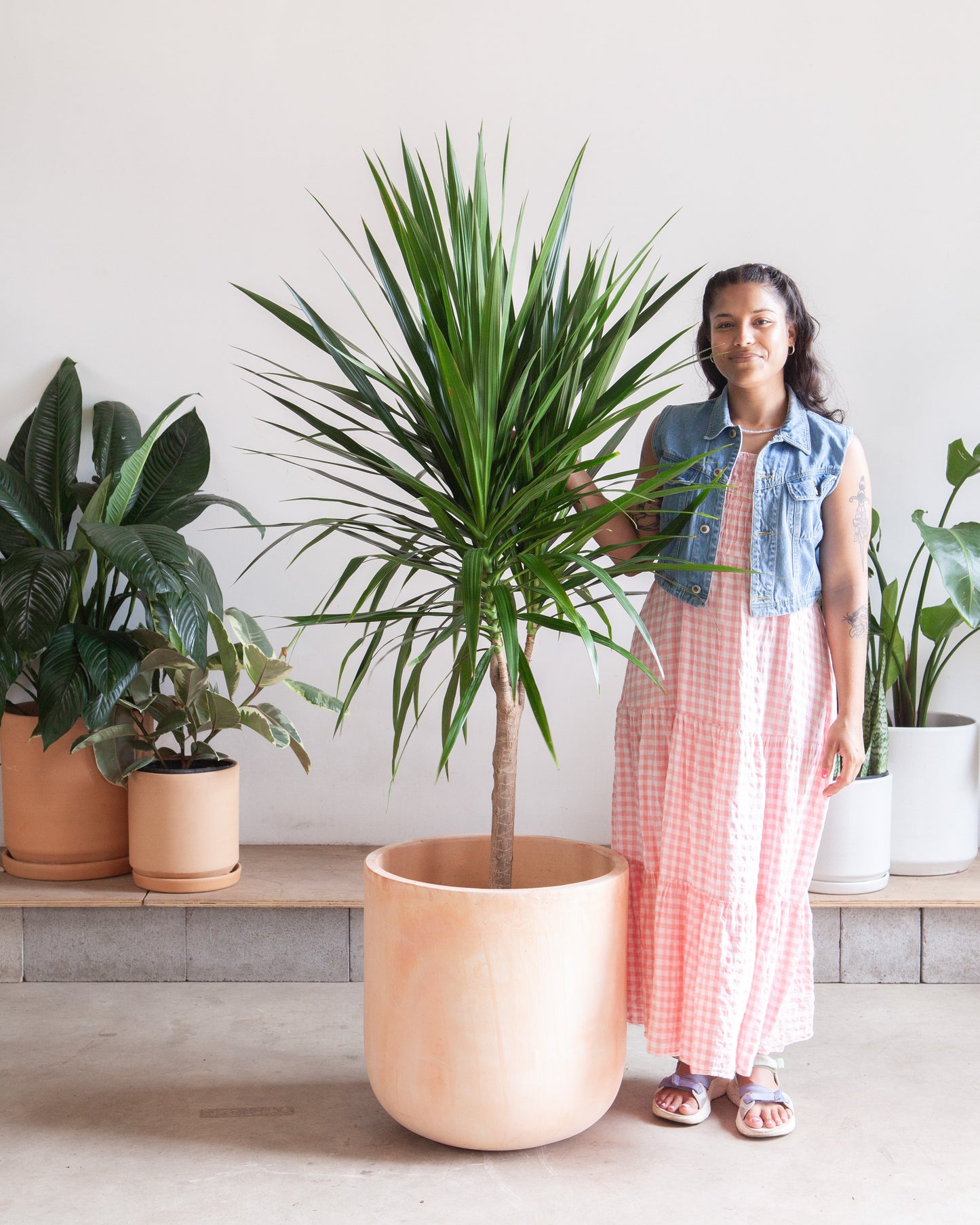Lerato Planter | 16 inch Nursery Pot