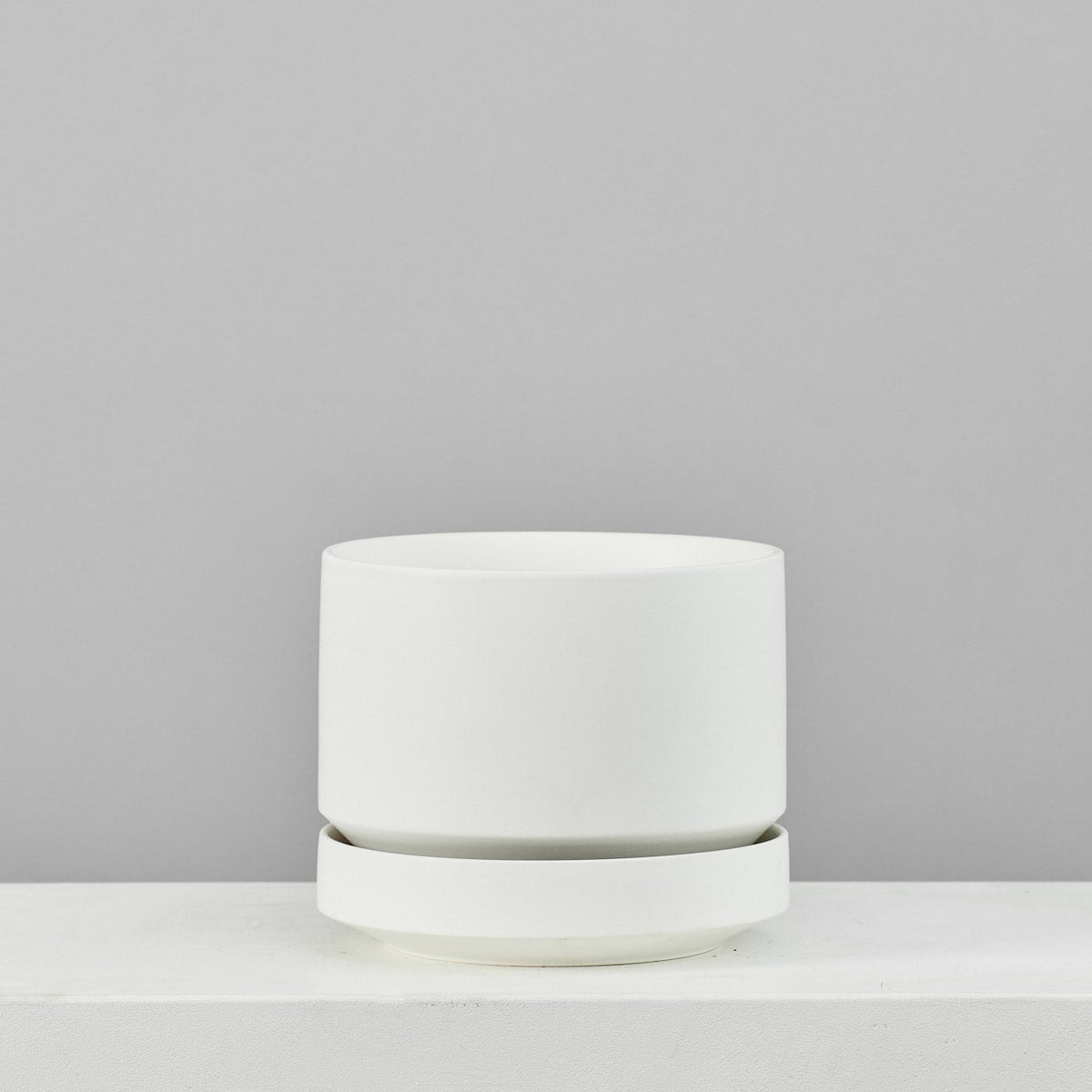 Round Two Ceramic Planter with Drainage and Tray | 8 inch Diameter