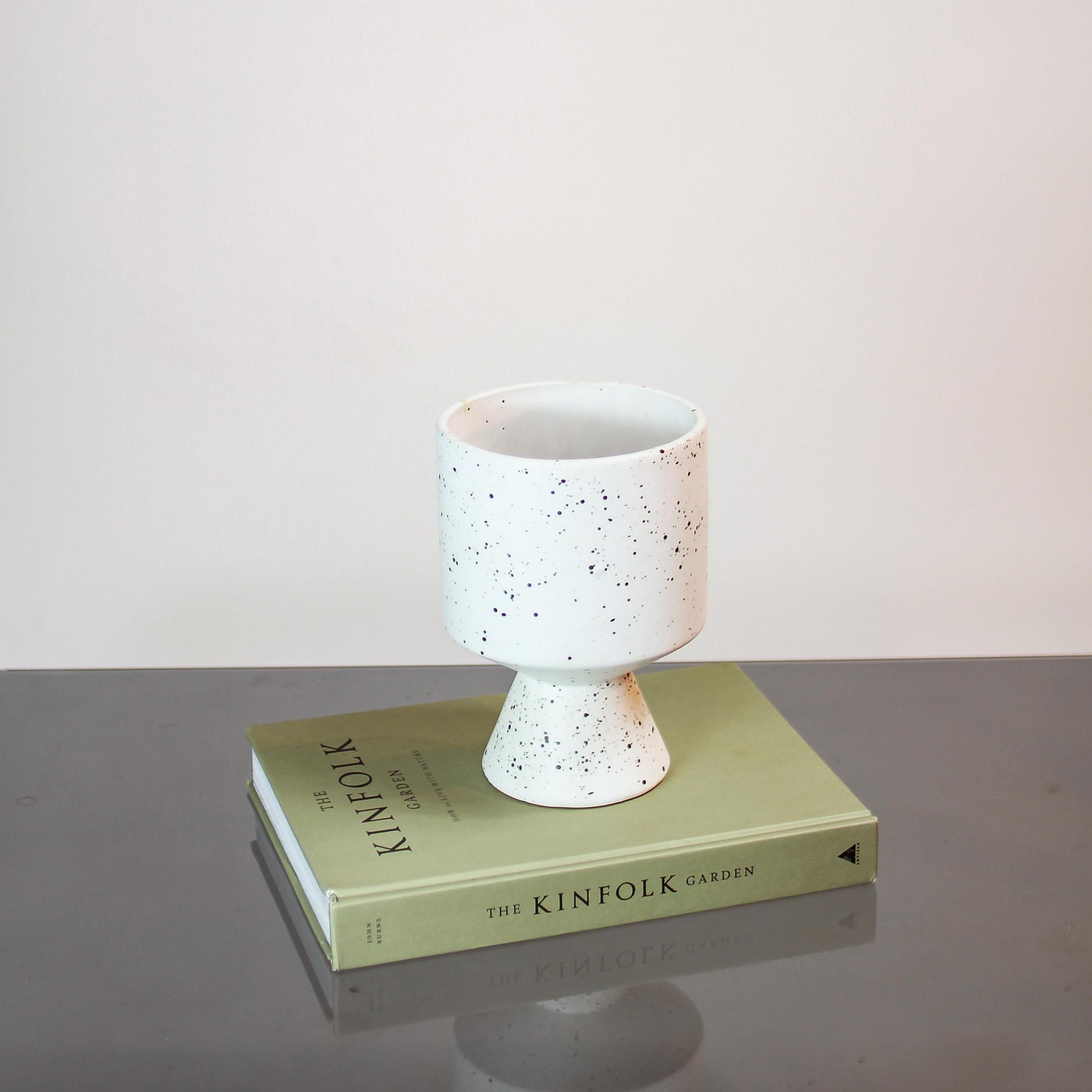 De Vil Pot | 5 inch Nursery Pot — empty planter, tall cylinder planter, studio photo — planter for sale by Promise Supply for delivery and pickup in Toronto.