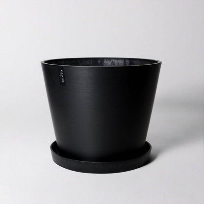 Signature Tapered Planter with Drainage and Tray in 15 inch Diameter