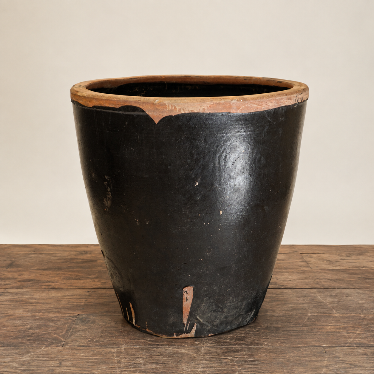 Belmont XL Vintage Planter | 31 x 33 inches