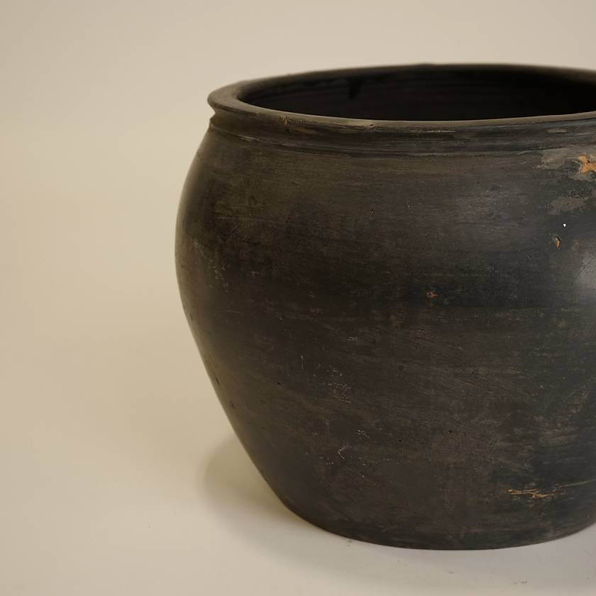 Louis I Vintage Clay Planter | 13 x 16 inches