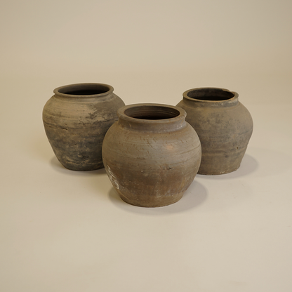 Louis I Vintage Clay Planter | 13 x 16 inches