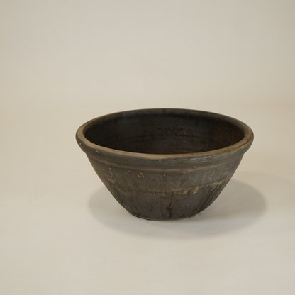 Ellis Vintage Clay Basin | 7.5 x 16 inches