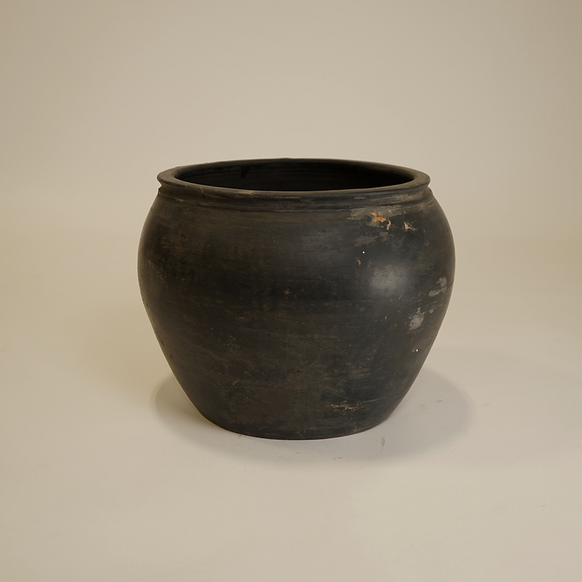 Louis I Vintage Clay Planter | 13 x 16 inches