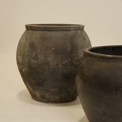 Louis I Vintage Clay Planter | 13 x 16 inches