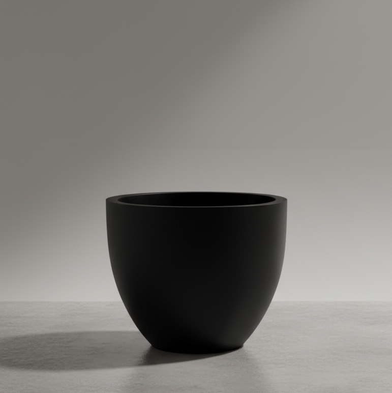 Fiberstone Round Planter in Black | 23.5 x 21 inches