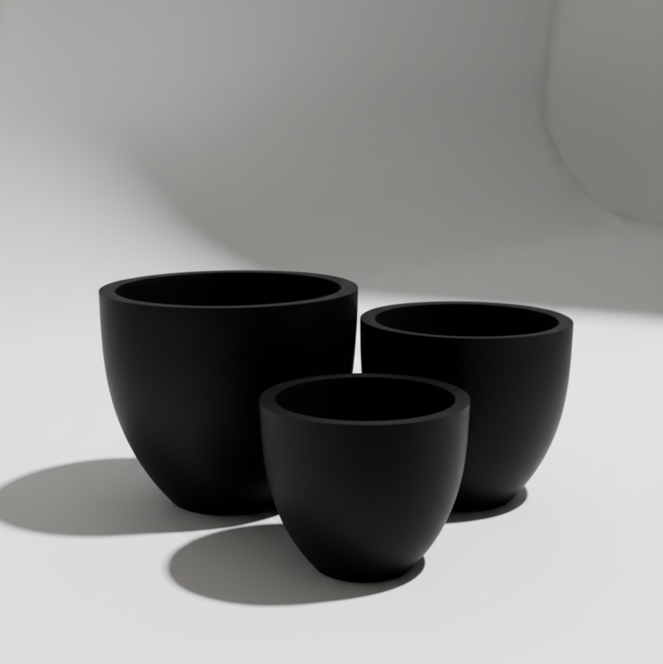 Fiberstone Round Planter in Black | 16 Inch Diameter