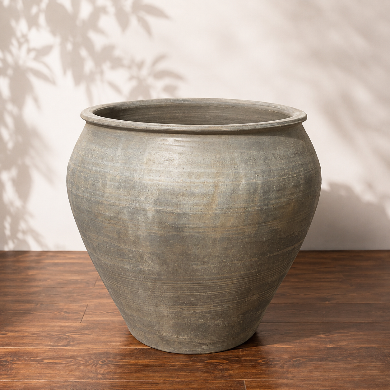 Louis V Rounded Vintage Clay Planter | 21 x 22 inches
